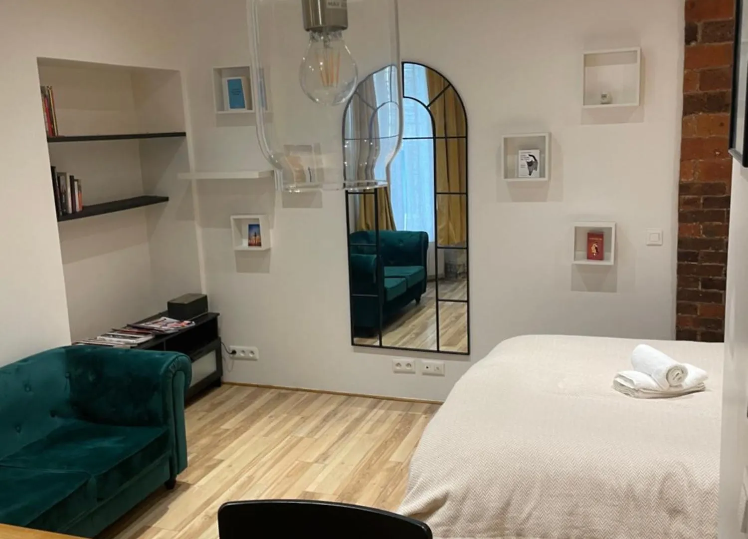 アパート Superbe Studio Montmartre, Rue Des Abbesses パリ