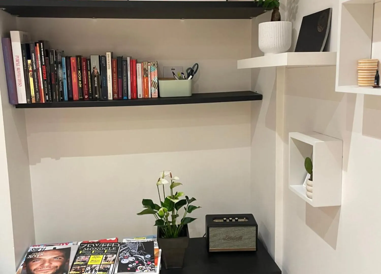 アパート Superbe Studio Montmartre, Rue Des Abbesses パリ